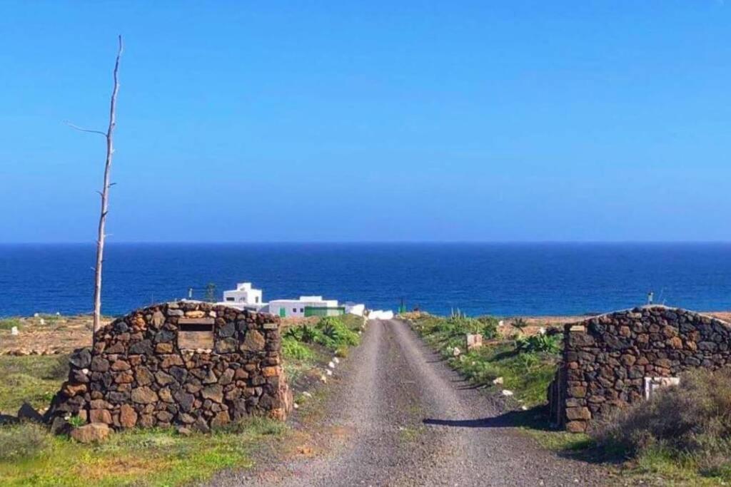 Playa Marina Ocean View Eco Bungalow Arrieta  Εξωτερικό φωτογραφία